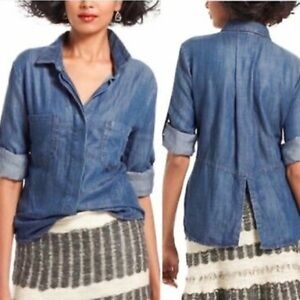 Anthropologie Cloth & Stone Split Back Chambray Button Down Blue Size Medium